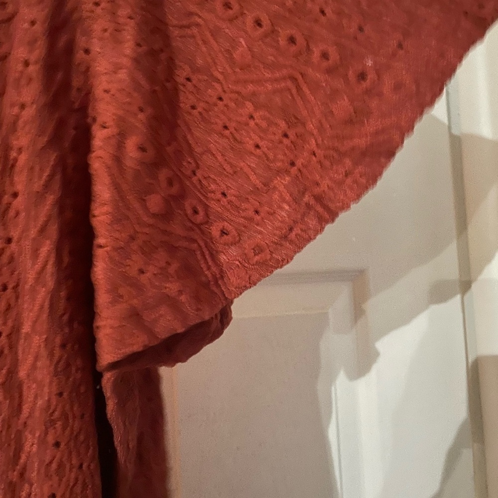BloomChic Rust Eyelet Button-Front Top - Picture 3 of 5